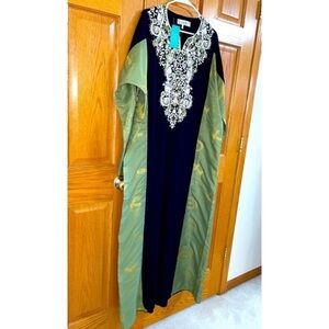 Women’s Dress Abaya Thobe Plus Size 3 (24 - 26 - 28) Green Black Embroidery NEW